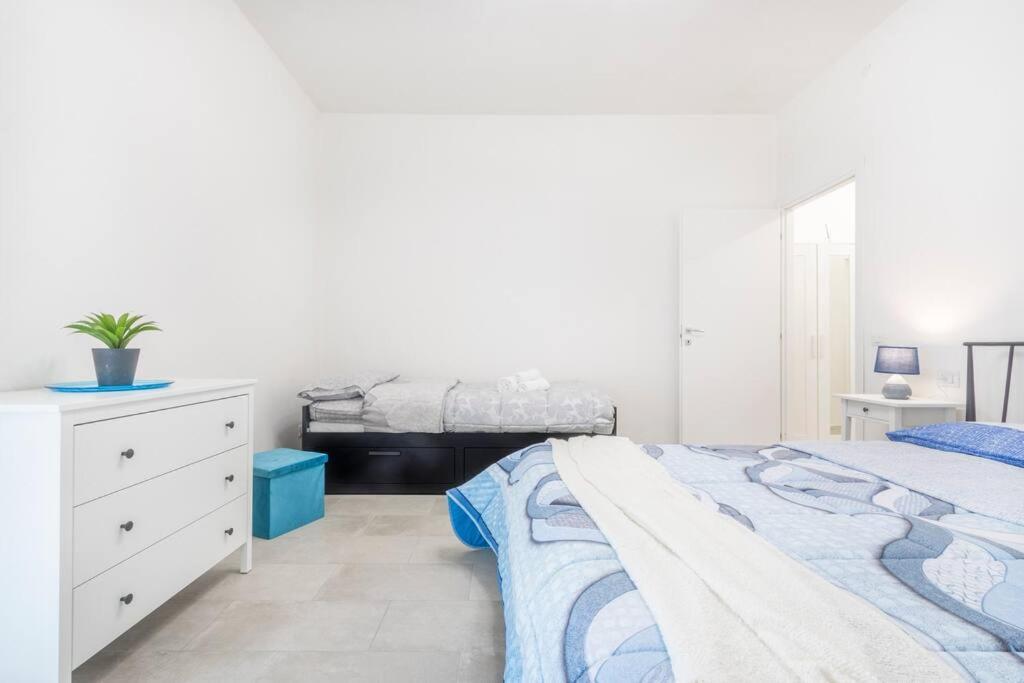 Minimalist Oasis - City Life & Hesperia Hospital Μόντενα Εξωτερικό φωτογραφία