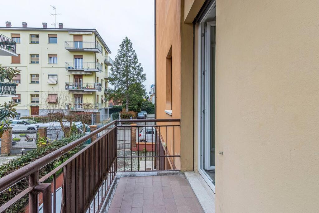 Minimalist Oasis - City Life & Hesperia Hospital Μόντενα Εξωτερικό φωτογραφία